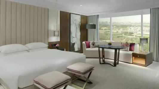 Grand Hyatt Residence - 86