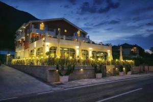 Hotel Ellena, Herceg Novi