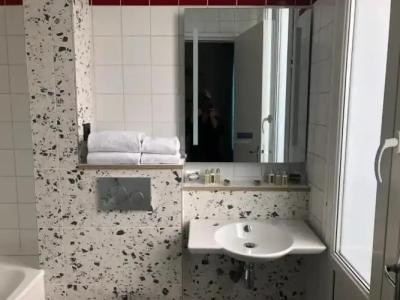 Hôtel LOCOMO - 32