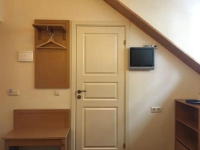 Alexa Old Town - 101