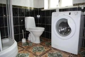 Villand Hotel with Free Private Parking and Self Check In, Riga