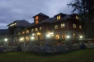 Komnenovo etno selo Kula Damjanova Hotel, Plav