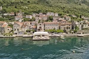 Apartments Admiral, Perast