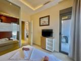 2 Bedrooms Luxury Apartment with balcony