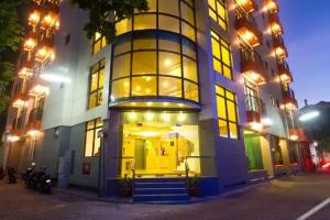 Mookai Suites, Male
