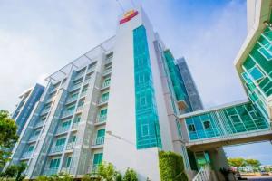Golden City Rayong Hotel - SHA Extra Plus Certified, Rayong