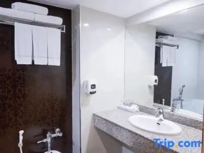 Golden City Rayong - SHA Extra Plus Certified - 105