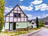 6 Bedrooms Bungalow