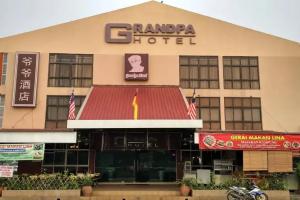 Grandpa Hotel
