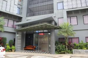 Dinar Lodge, Bang Tao