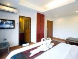 Executive room with canal view