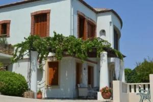 Stolios, Skopelos Town