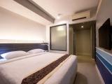 Deluxe iSanook Double Basement Suite