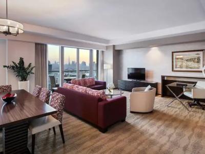 Swissôtel Living Al Ghurair - 10