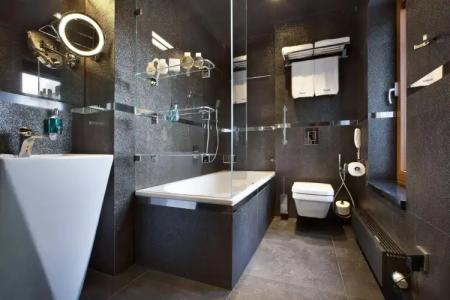 Bayjonn Boutique - 10