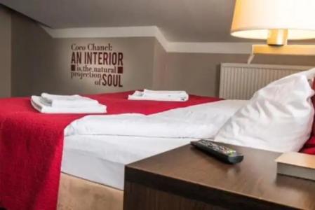 Comm Poznań Airport - 7