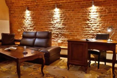 Amber Boutiques - Amber - 13