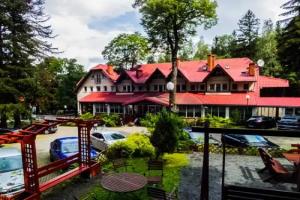 Ośrodek Konferencyjno-Wypoczynkowy "Krucze Skały" wu Hotel