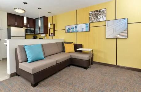 Residence Inn by Marriott Des Moines Downtown - 56