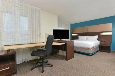 Residence Inn by Marriott Des Moines Downtown - 53