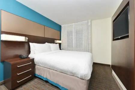 Residence Inn by Marriott Des Moines Downtown - 70