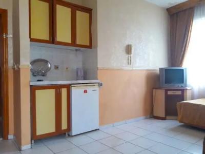 Best Life Apart - 80