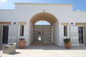 Masseria Tenuta Flora Maria, Canisi