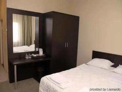 The Regent Club - 20