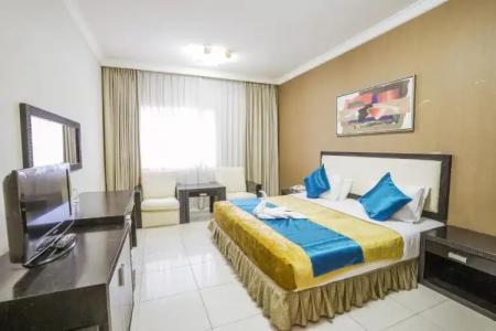 Crystal Plaza - 112