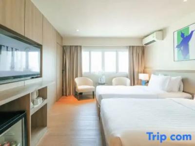 The One Bay Breeze - 163