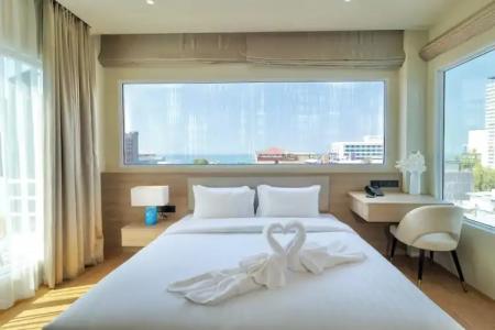 The One Bay Breeze - 219