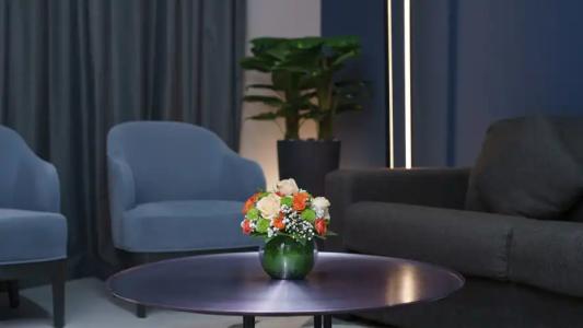 Holiday International - 127