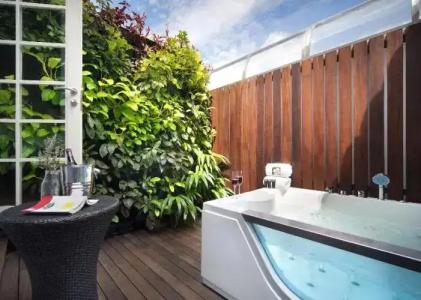 Clover 769 North Bridge Road - 45