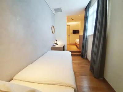 Clover 769 North Bridge Road - 6