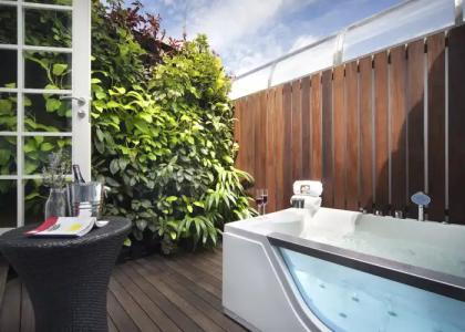 Clover 769 North Bridge Road - 14