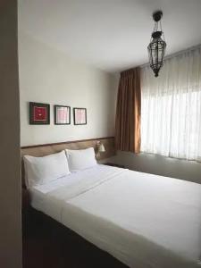 Chetuphon Gate - 125