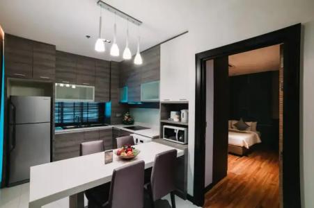 The Vertical Suite - 40