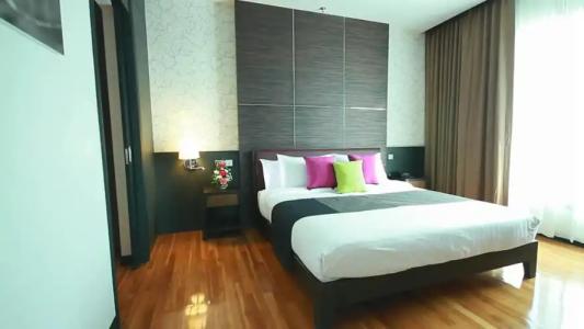 The Vertical Suite - 45