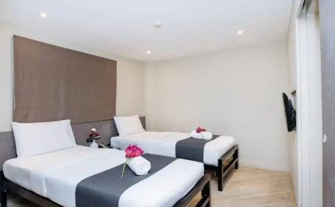 Lucky House Khaosan - 4