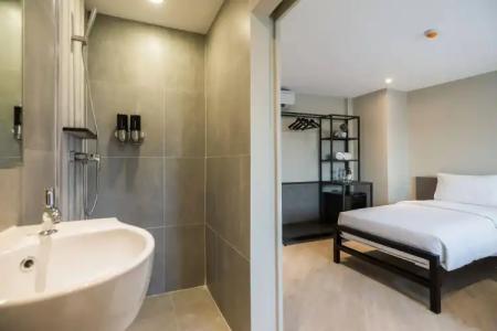 Lucky House Khaosan - 35