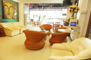 Hip Yaya Residences Hotel, Patong