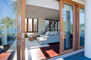 Pran A Luxe, Pran Buri