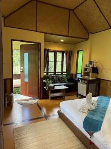 Pura Vida Pai Resort - 68