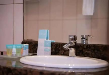 Golden Tulip Apartments - 145