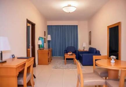 Golden Tulip Apartments - 116