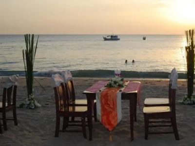 Clean Beach Resort - 16
