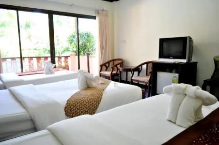 Lanta Seafront Resort - 140