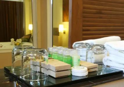 Green and Resort - 11