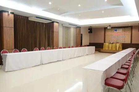 Green and Resort - 13