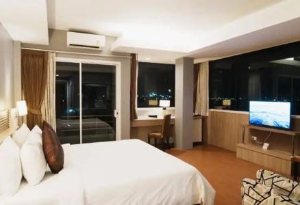 Green and Resort - 36